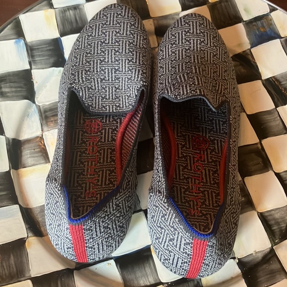 Rothy’s two tone grey and light grey pattern size 8-1/2 loafer. - Picture 3 of 5